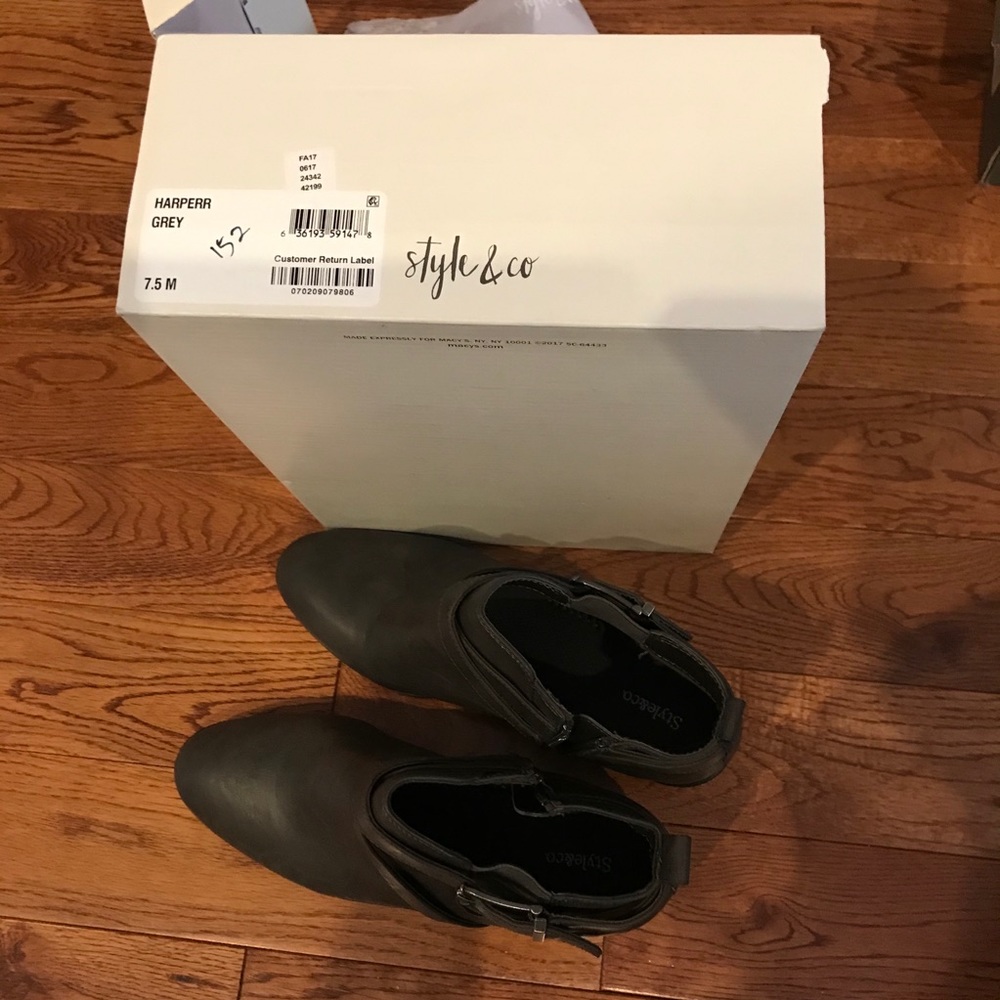 Style & Co. Chelsea Booties Sz 7.5 - Picture 6 of 6